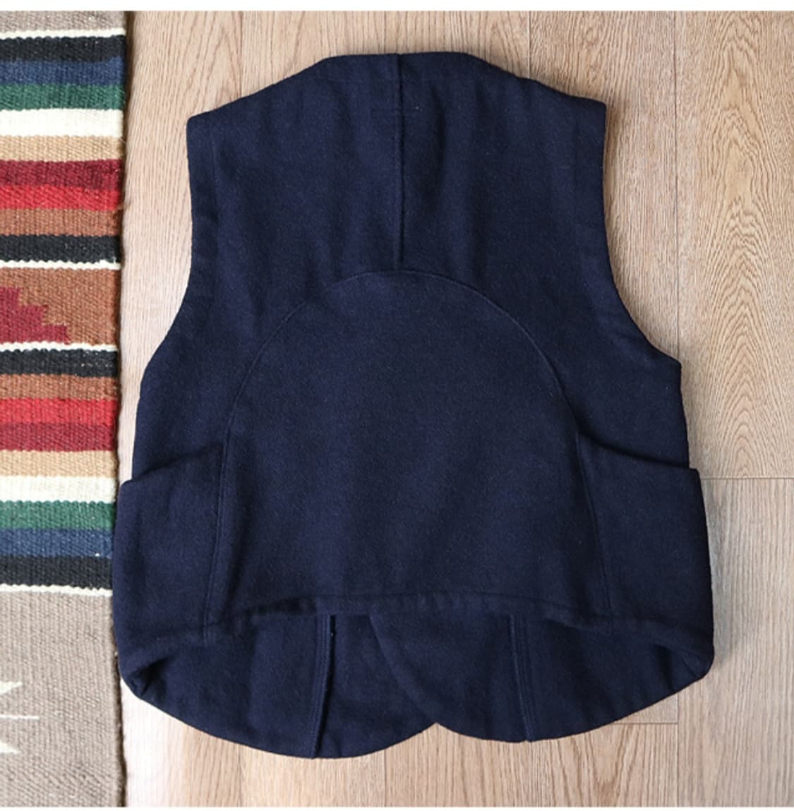 
미국판 kapital 캐피탈 wool 베스트

캐피탈의 우먼 울 베스트 상품이미지5