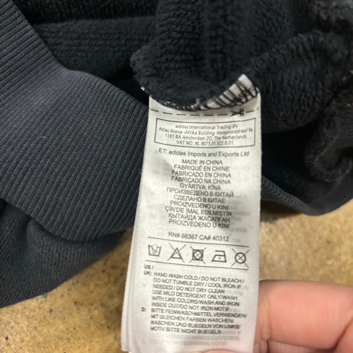 아디다스 x 고샤 오버사이즈 풋볼 카라 맨투맨  상품이미지7