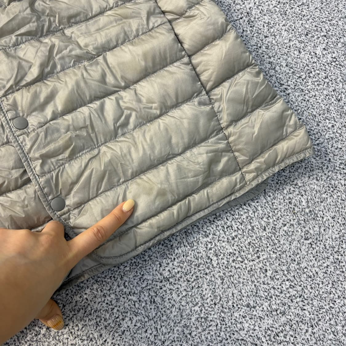 L 유니클로 여성 경량 다운 조끼 베스트 0413J 상품이미지4