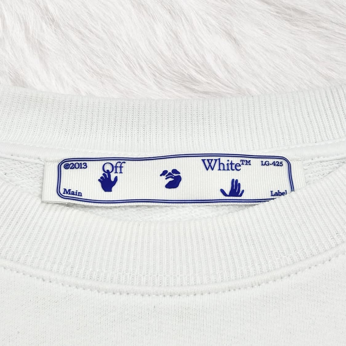 오프화이트 디그레이드 화이트 맨투맨 상품이미지8