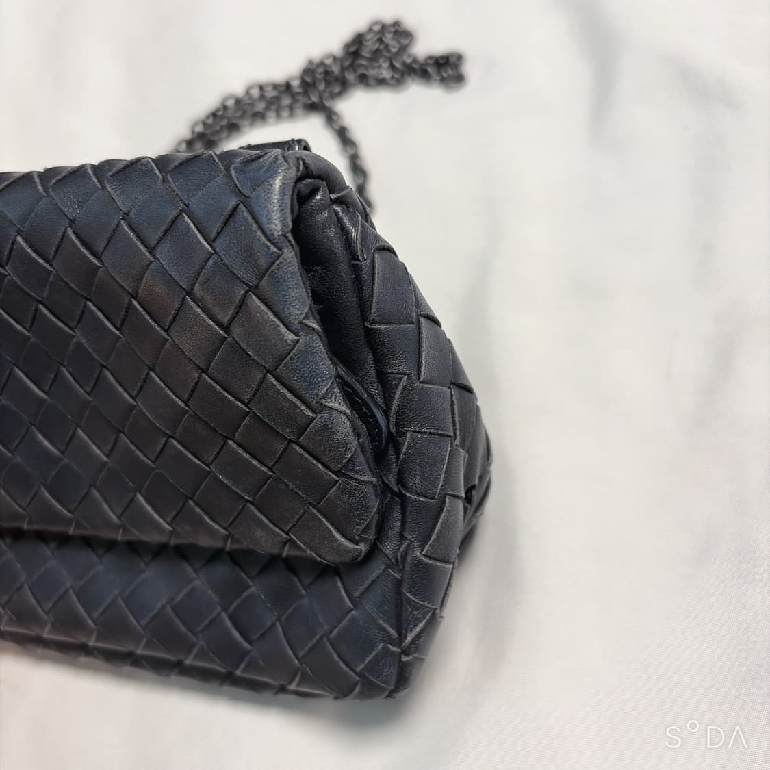 보테가베네타 인트레치아토 체인 크로스백 상품이미지8