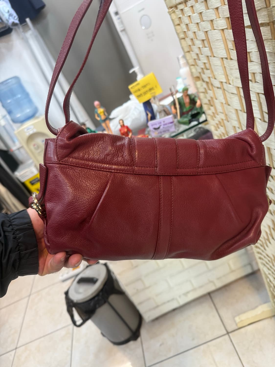 정품 불가리 찬드라 숄더백 팝니다 상품이미지4