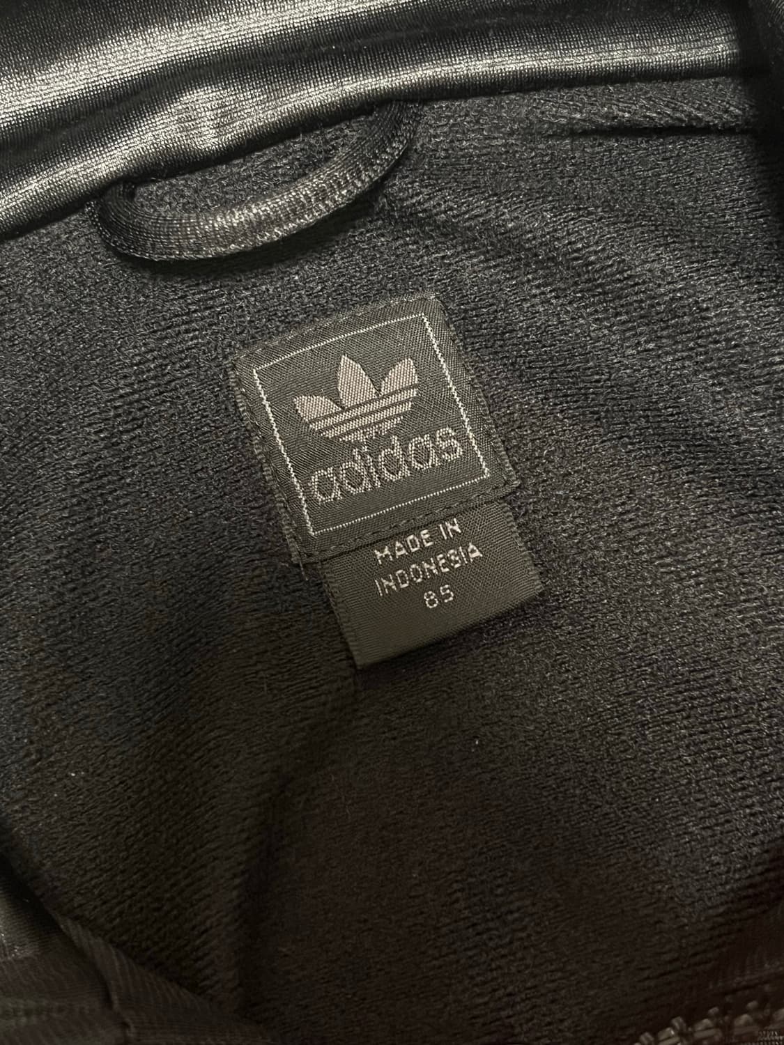 Adidas Red Black Track Jacket 상품이미지9