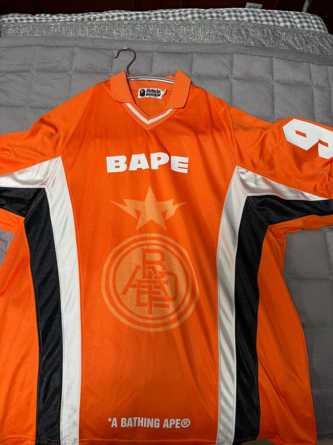 베이프 멀티로고 릴렉스 핏 사커져지 (오렌지) xl 판매합니다 상품이미지3