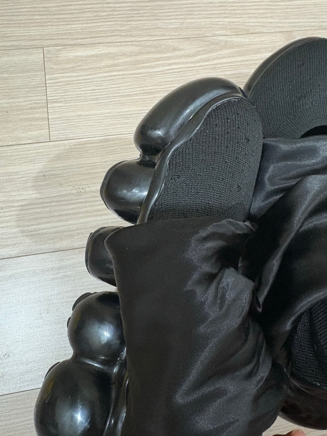 그라운즈 스니커즈 판매합니다. 상품이미지10