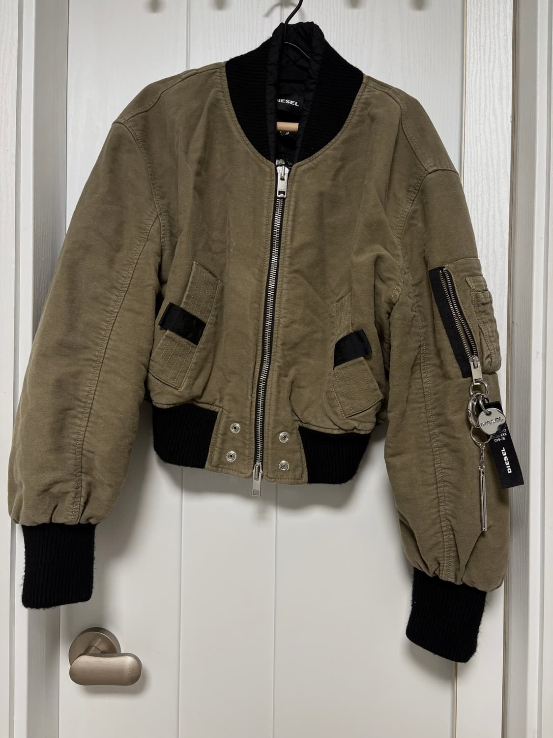 디젤 크롭 봄버 자켓 상품이미지1