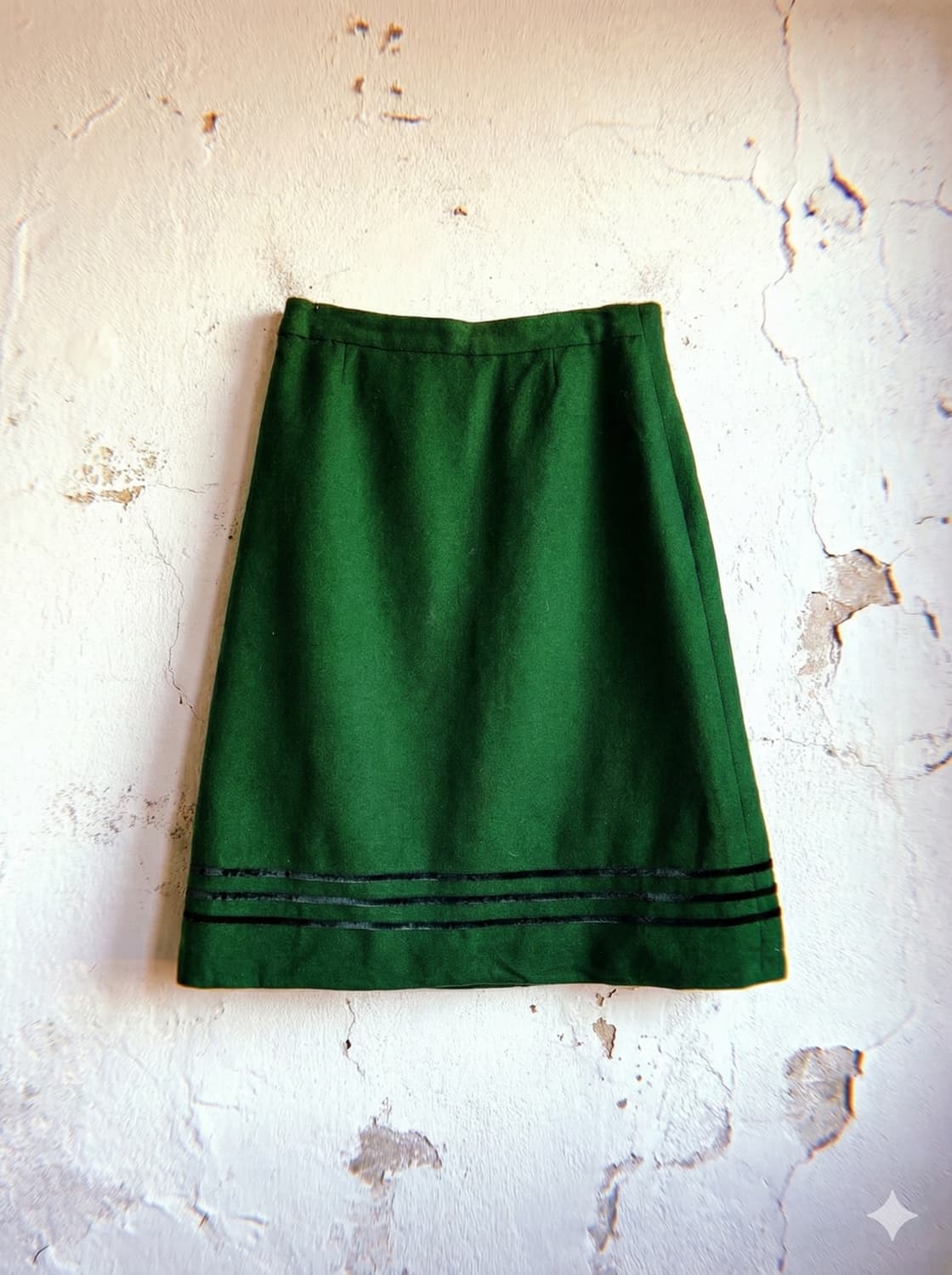 벨벳 라인 울 스커트 상품이미지1