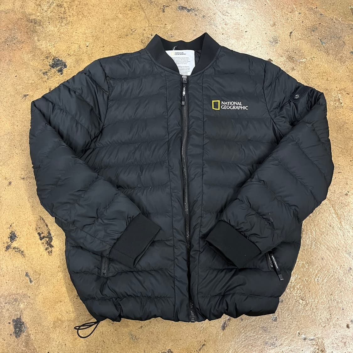 [정품/M] 내셔널지오그래픽 경량 패딩 블랙 b10 상품이미지2
