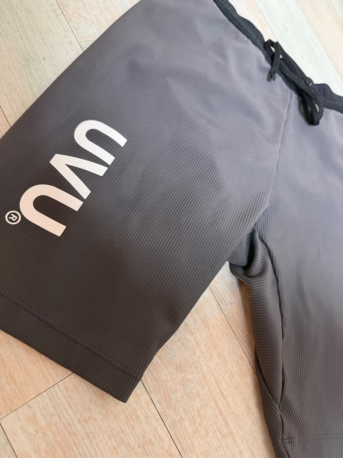 UVU 타이즈 판매합니다 상품이미지2