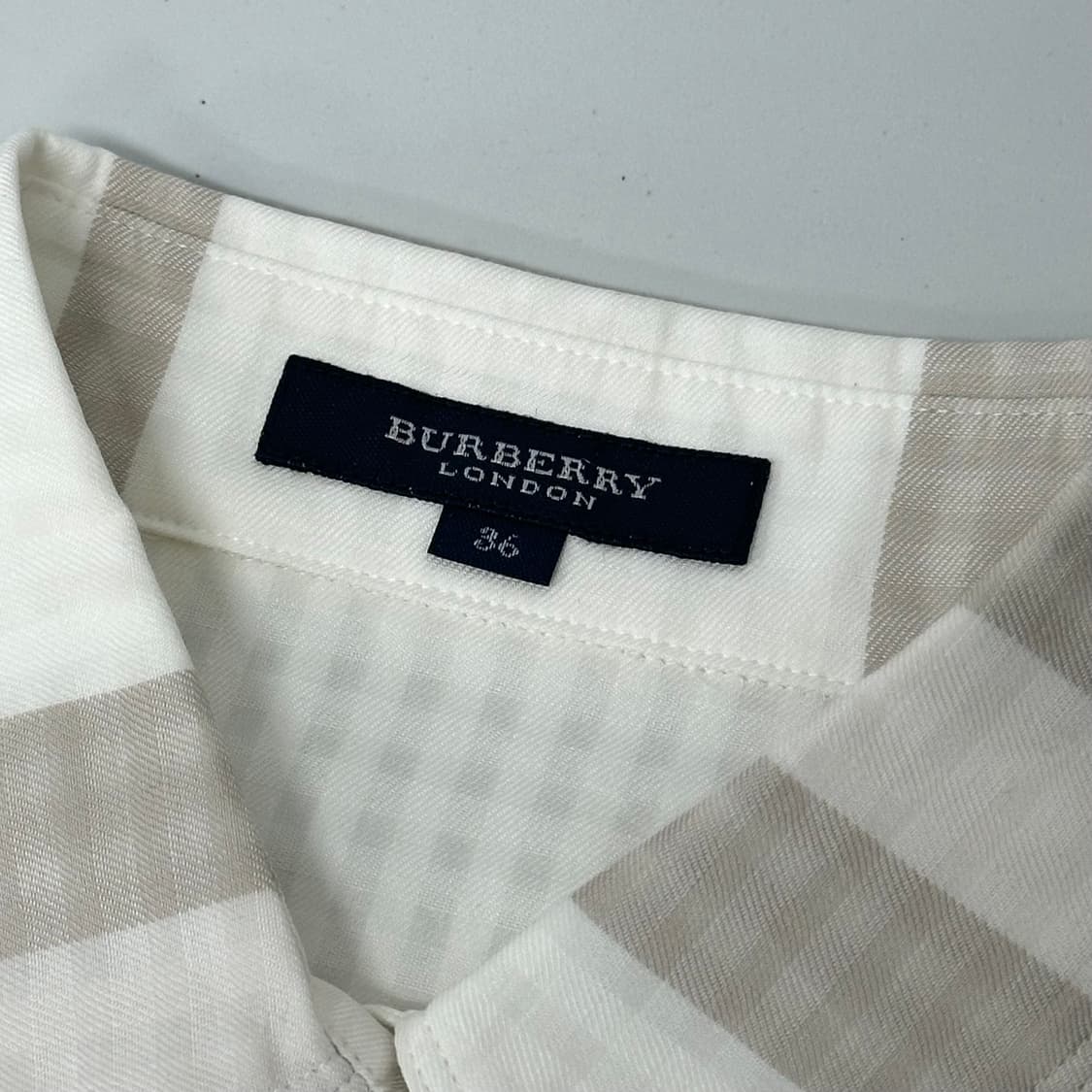 버버리 체크 셔츠 새상품 40만원대제품 상품이미지5