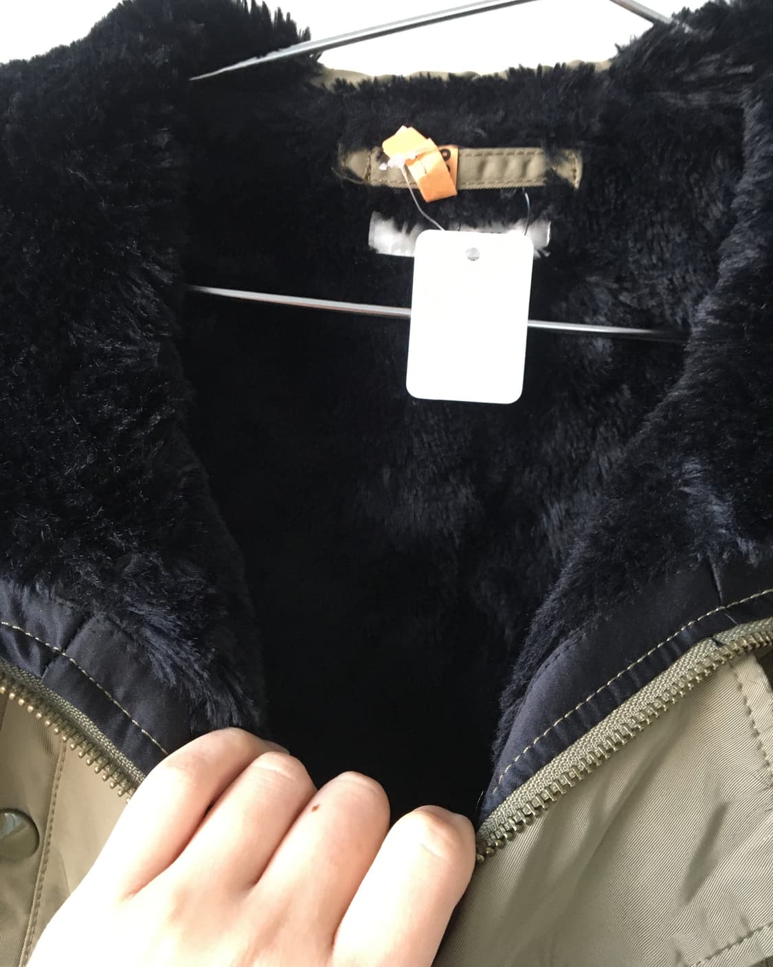 Moussy fake fur hood jacket 상품이미지5
