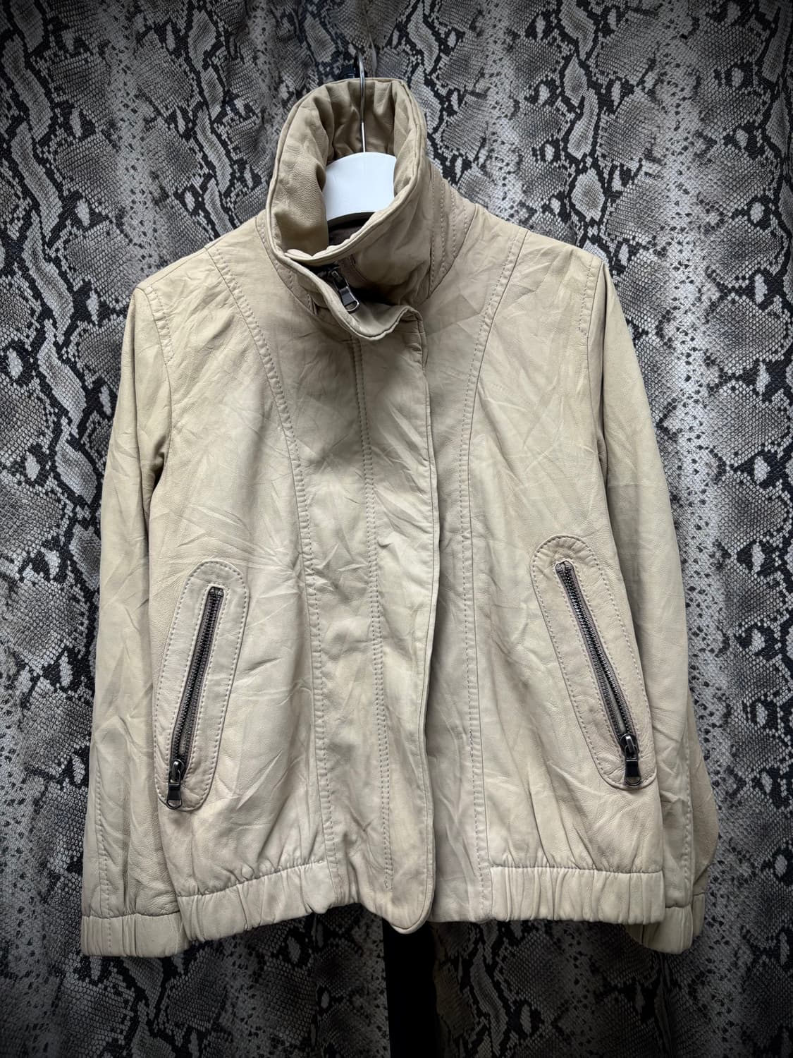 [Y2K]High-Neck Sand Bomber-Fit SheepSkin 상품이미지2