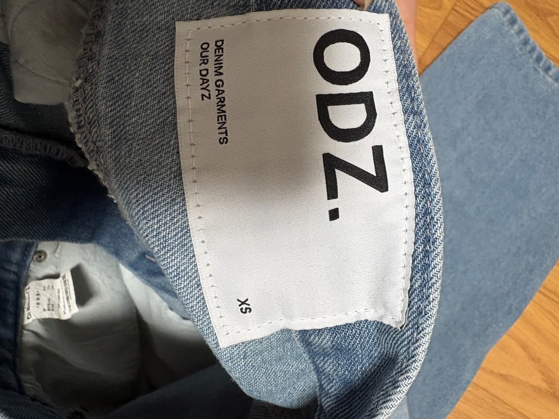 아워데이즈 리버티 와이드 데님 팬츠 라이트블루 XS 팝니다 상품이미지3