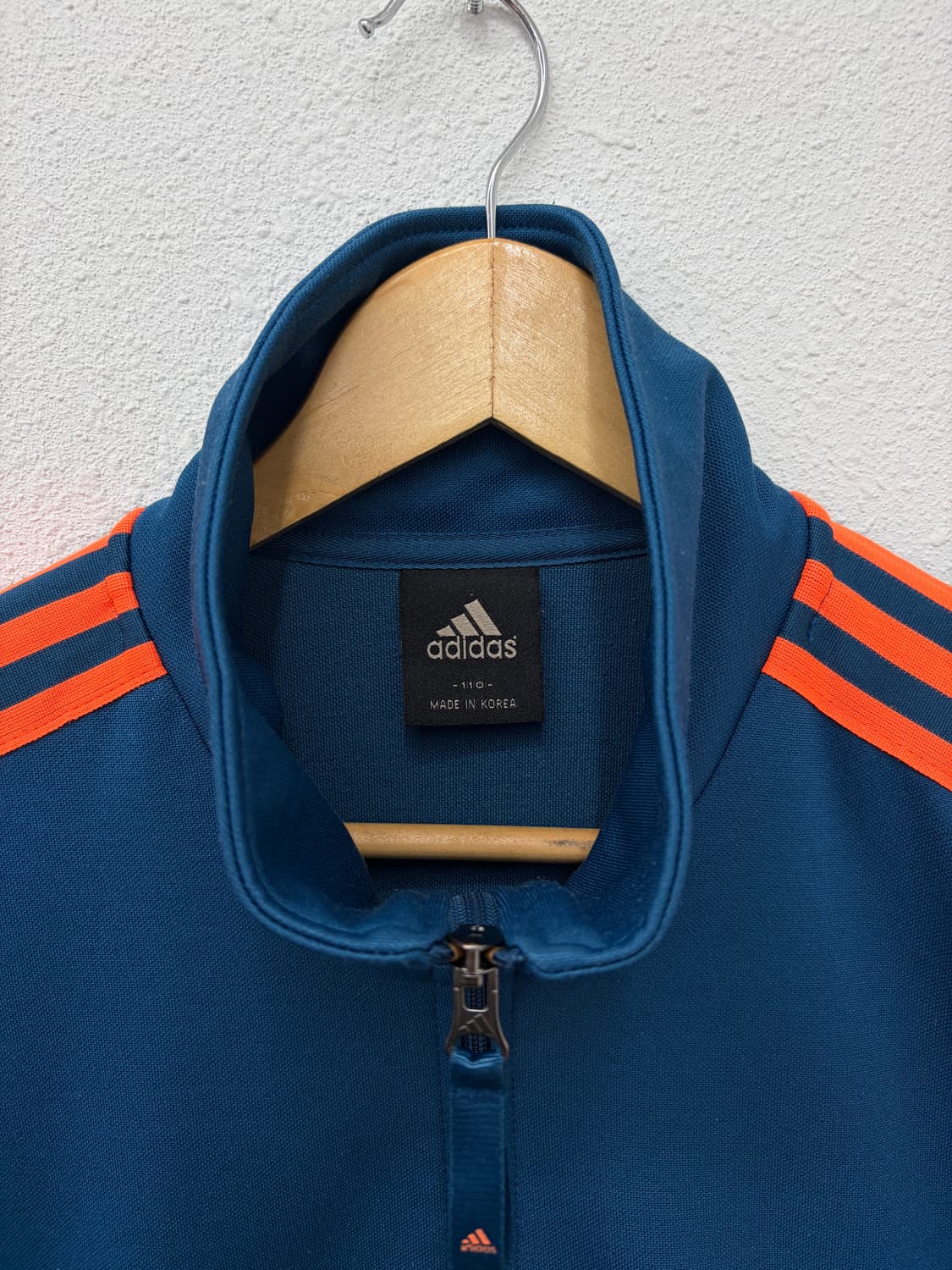아디다스 네이비 오렌지 삼선 트랙 집업 상품이미지2