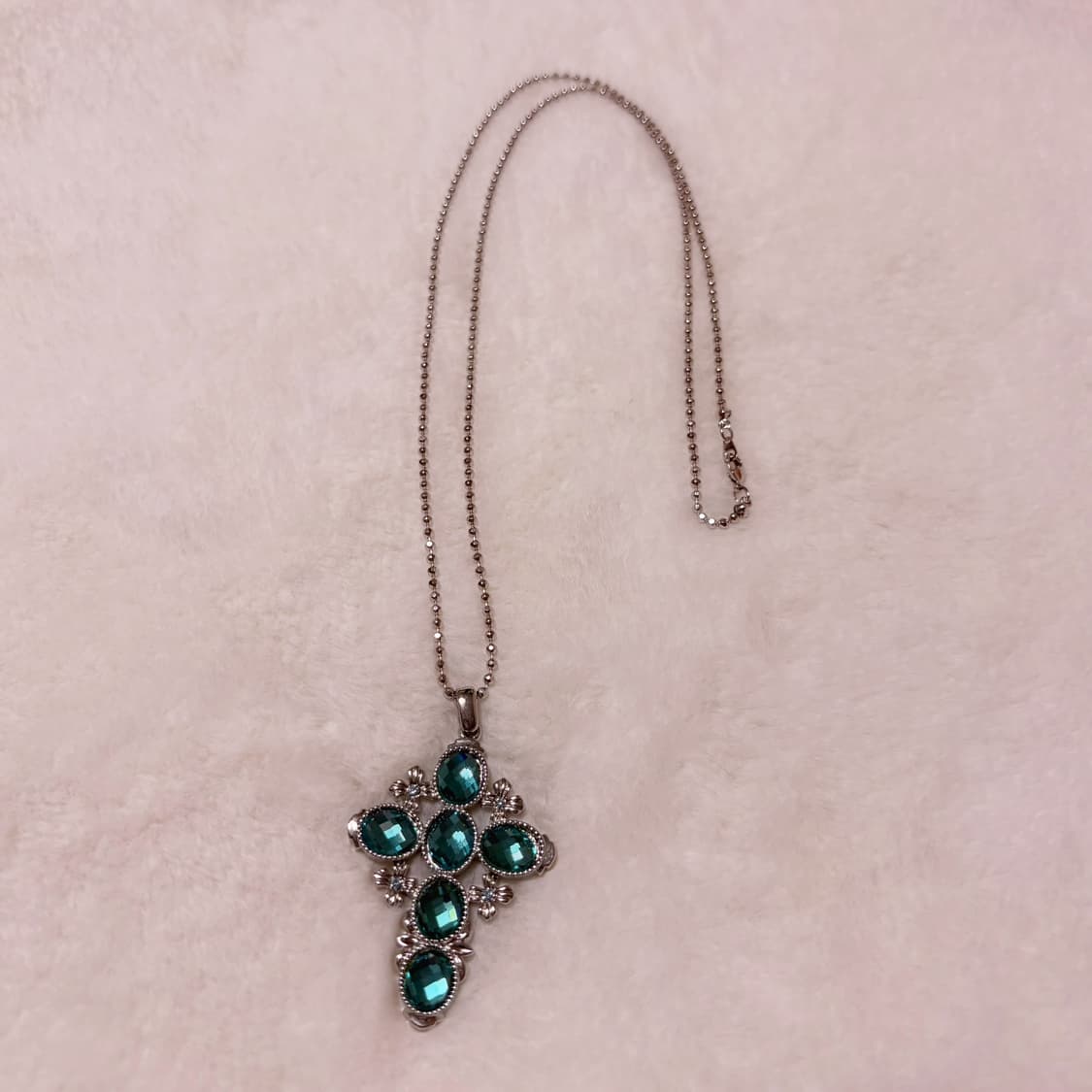 (이체시에눌) 일본 로판영애 무드 아쿠아마린 색상 실버 십자가 목걸이 상품이미지1