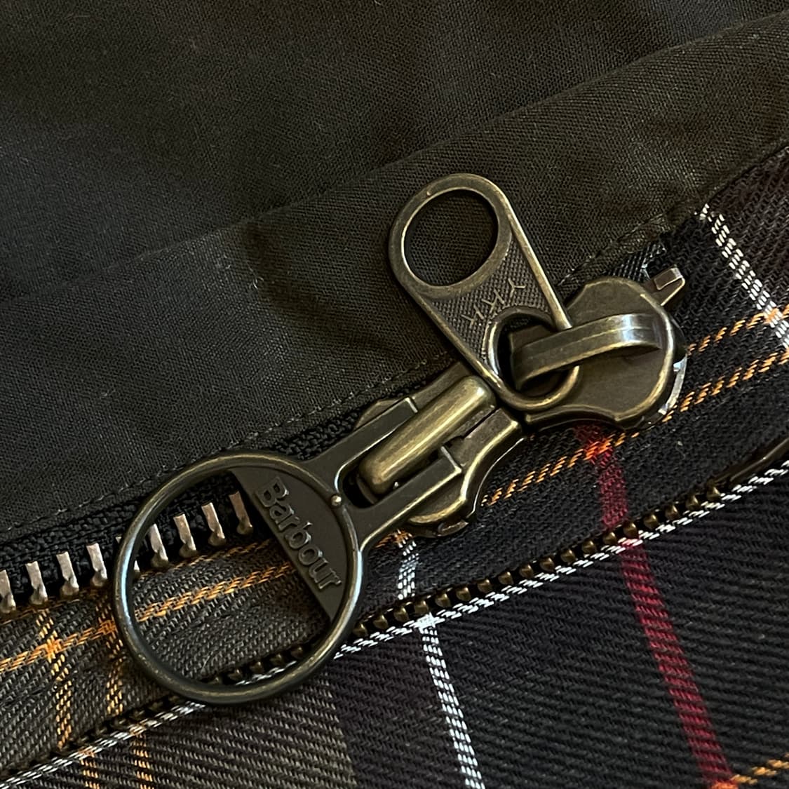 (급처/5회 실착) 바버 브리스톨 올리브 색상 M사이즈 상품이미지6