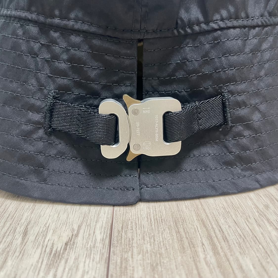 1017 ALYX 9SM Buckle Bucket Hat 상품이미지7