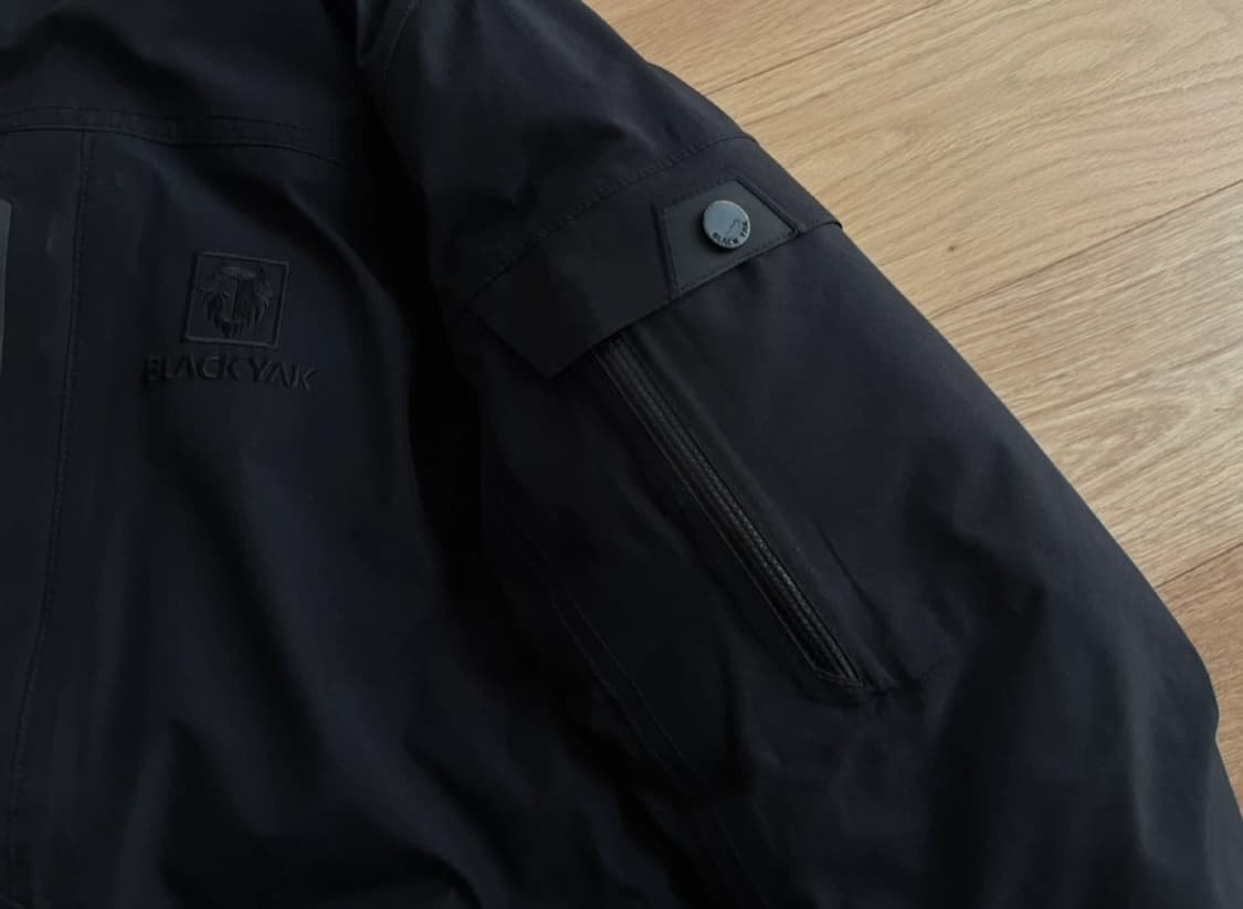 블랙야크 고어텍스 구스패딩 점퍼 95 상품이미지4