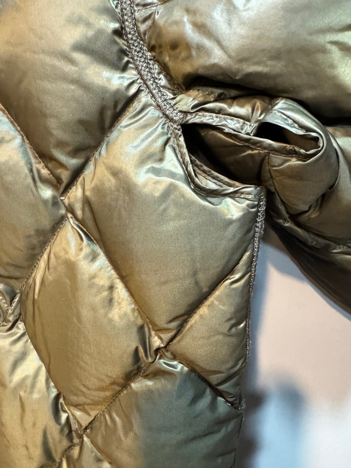 몽클레어 지니어스x프라그먼트 구스다운 봄버자켓 상품이미지10