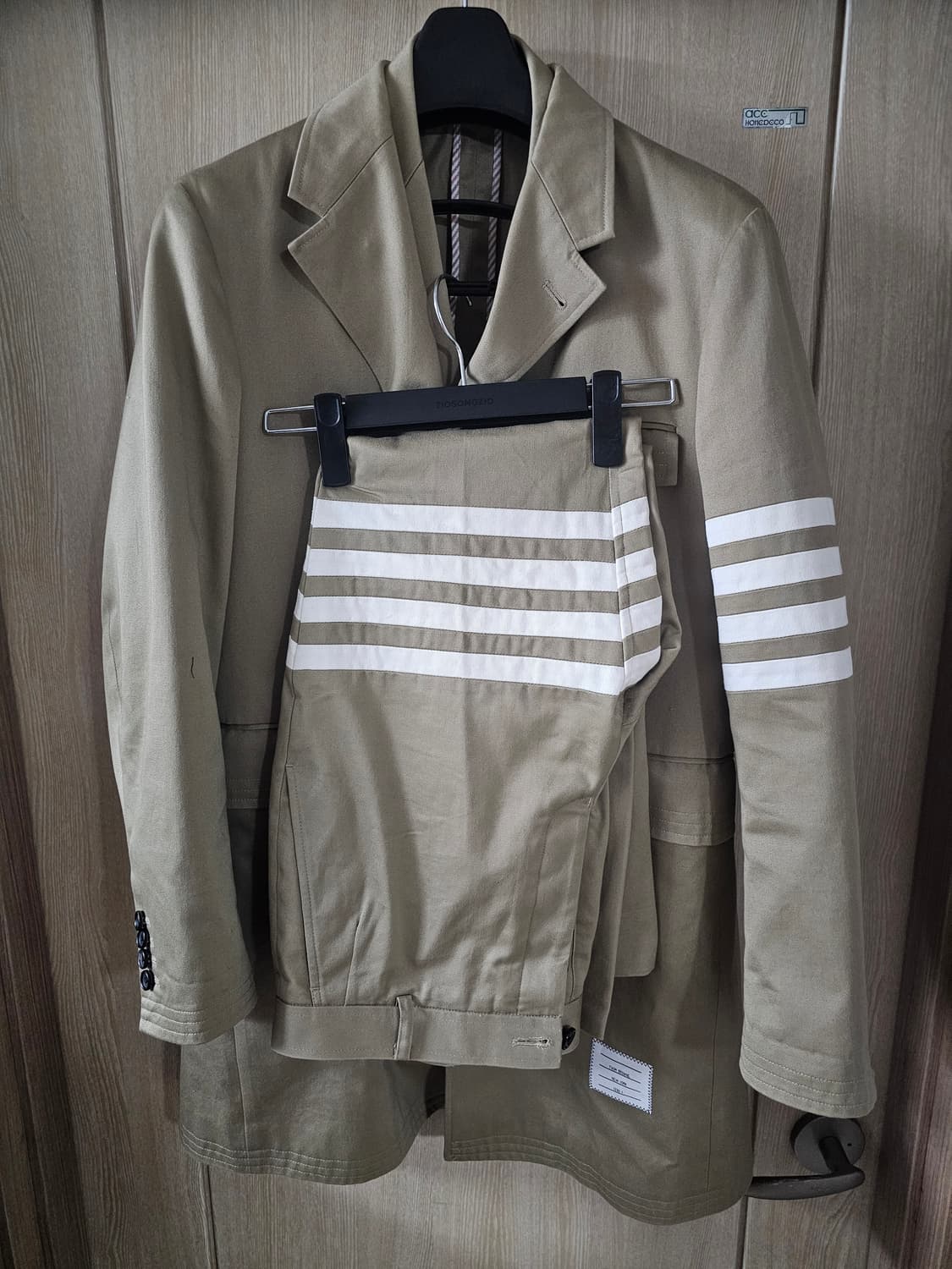 톰브라운 언컨스트럭티드 쓰리피스 세트(1/정품) 상품이미지2