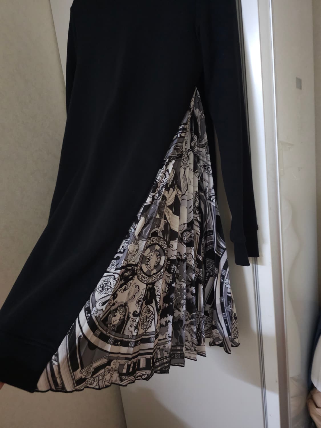 MSGM 블랙 프린트  슬리브 원피스 상품이미지4