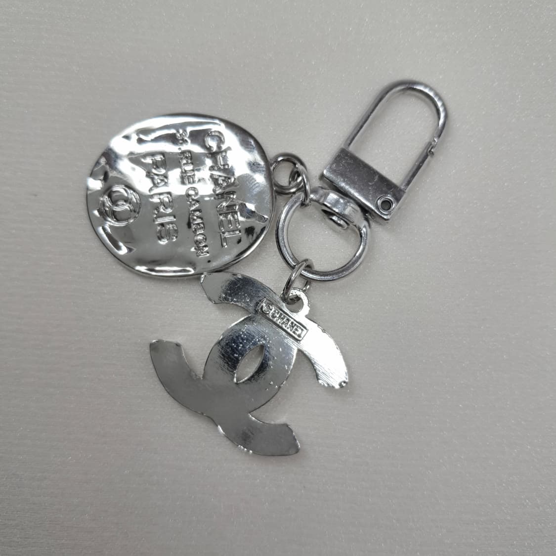 2+1 행사) 샤넬 키링 빈티지 펜던트 핑크 코인 cc 상품이미지6