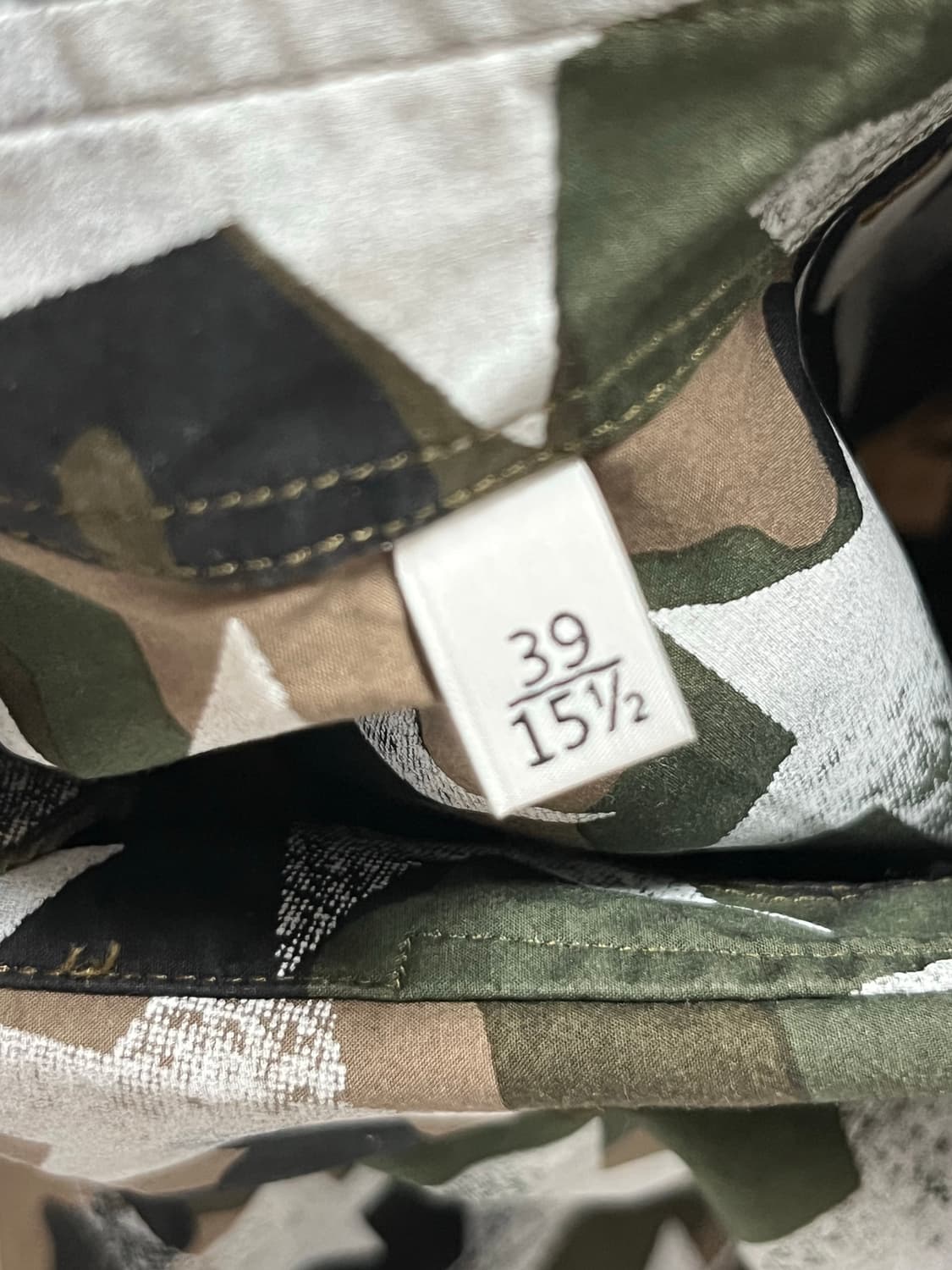 발렌티노 카모 스타 셔츠 39 정품 상품이미지4