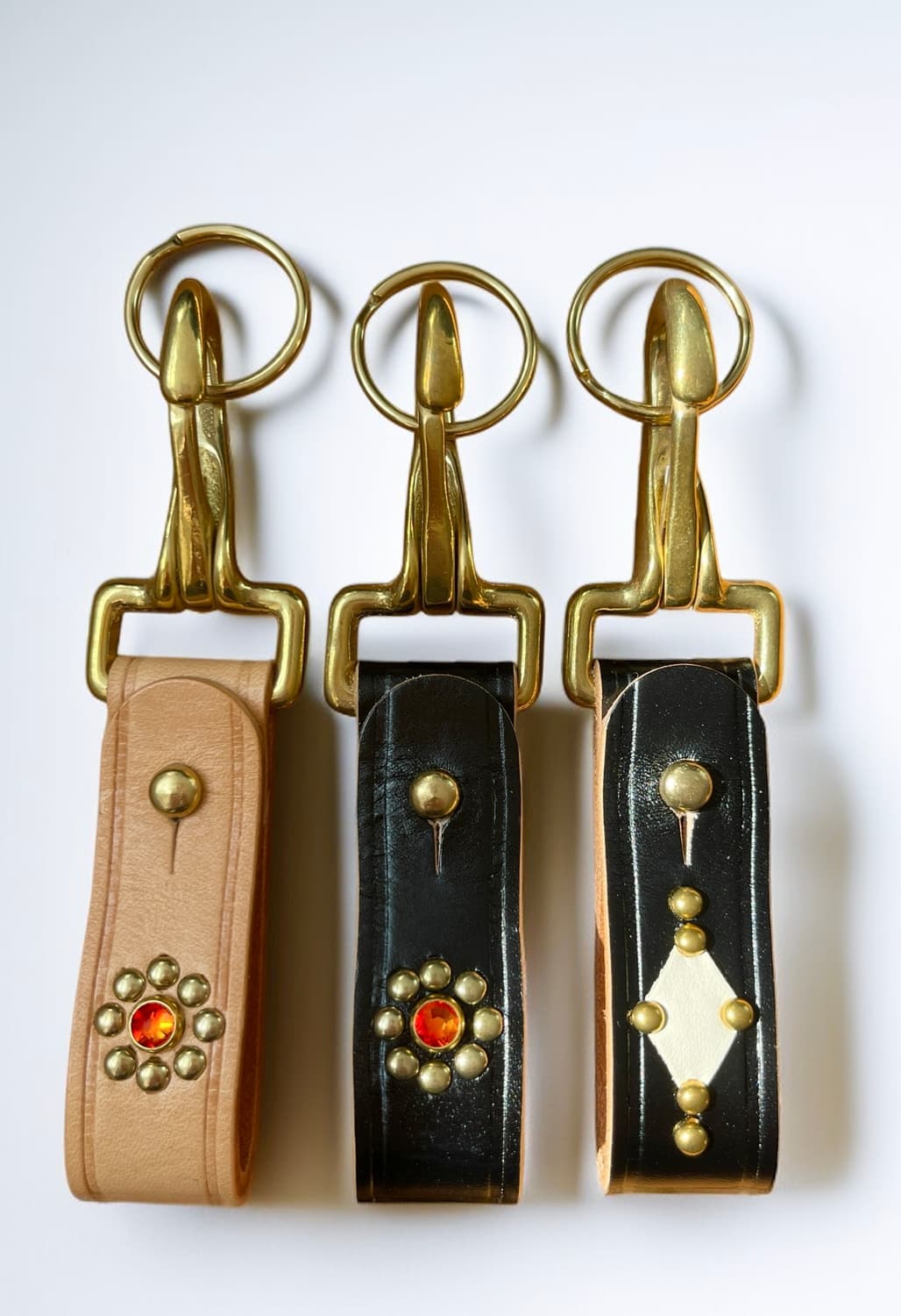 아메카지 브라스 카우하이드 키링 / 핸드메이드 레더홀더 상품이미지1