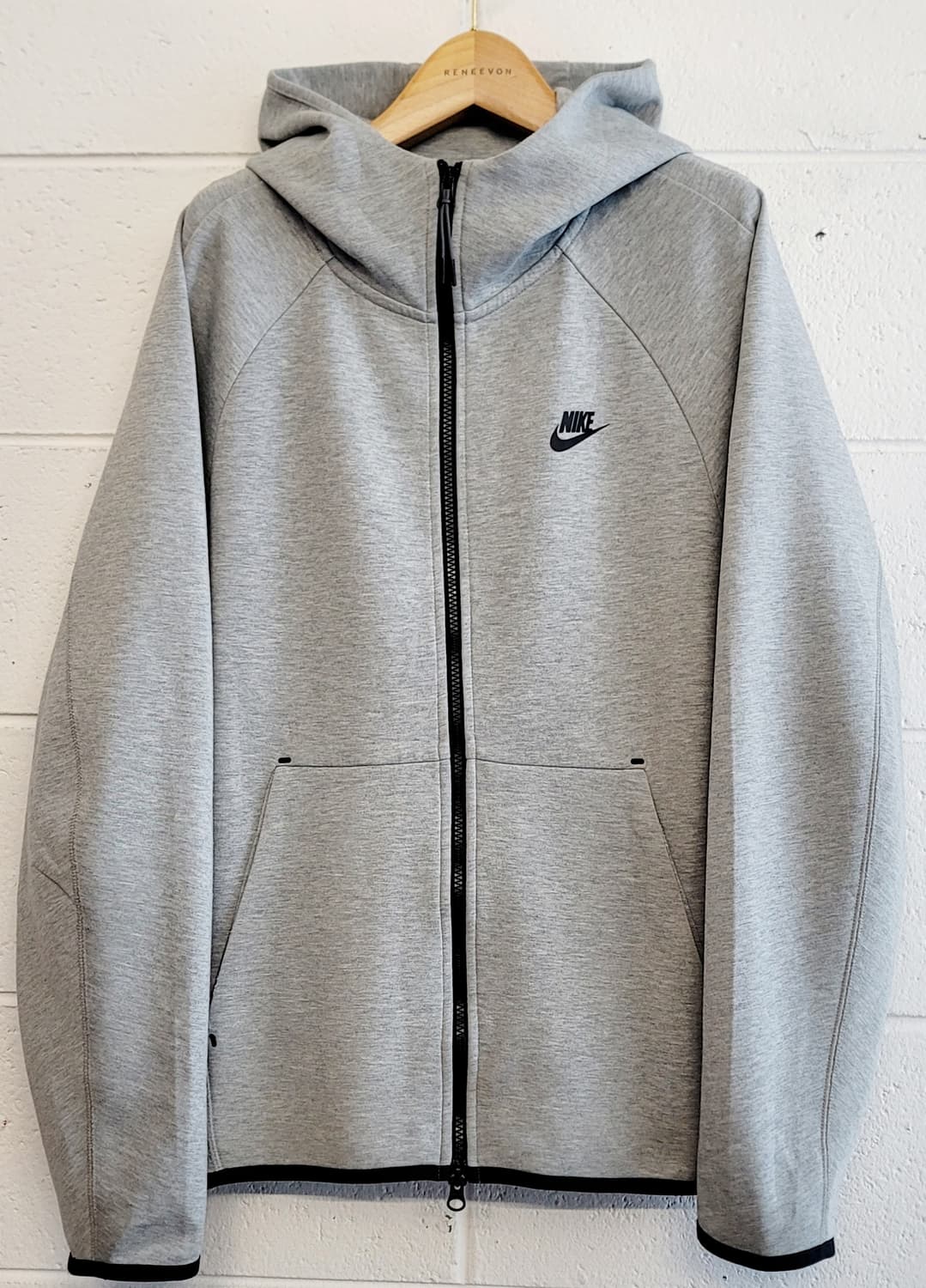 [110.XXL] 나이키(NIKE) 테크팩 투웨이지퍼 후드 집업자켓 판매 상품이미지1