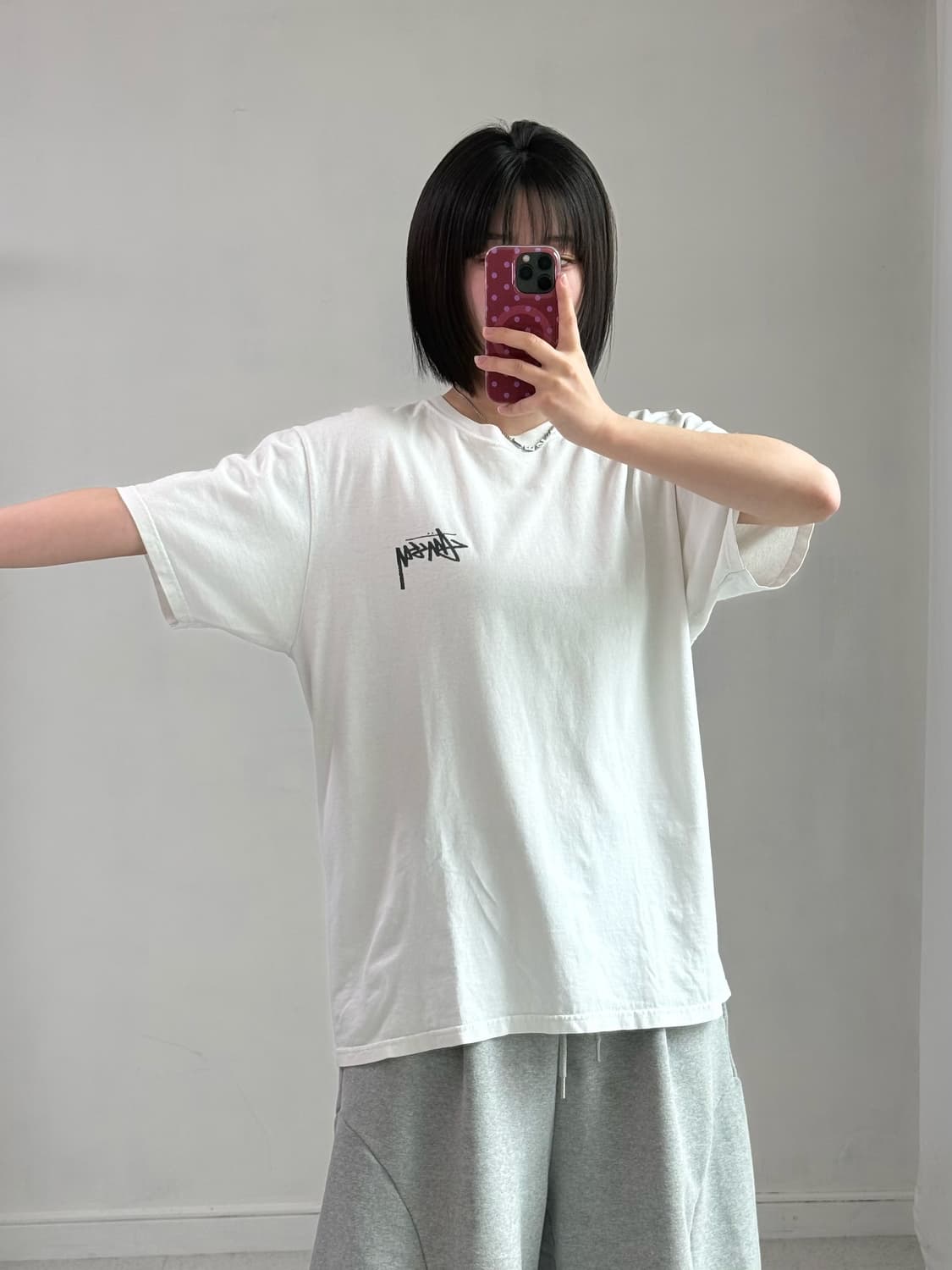 스투시 쉐터드 화이트 반팔 상품이미지2