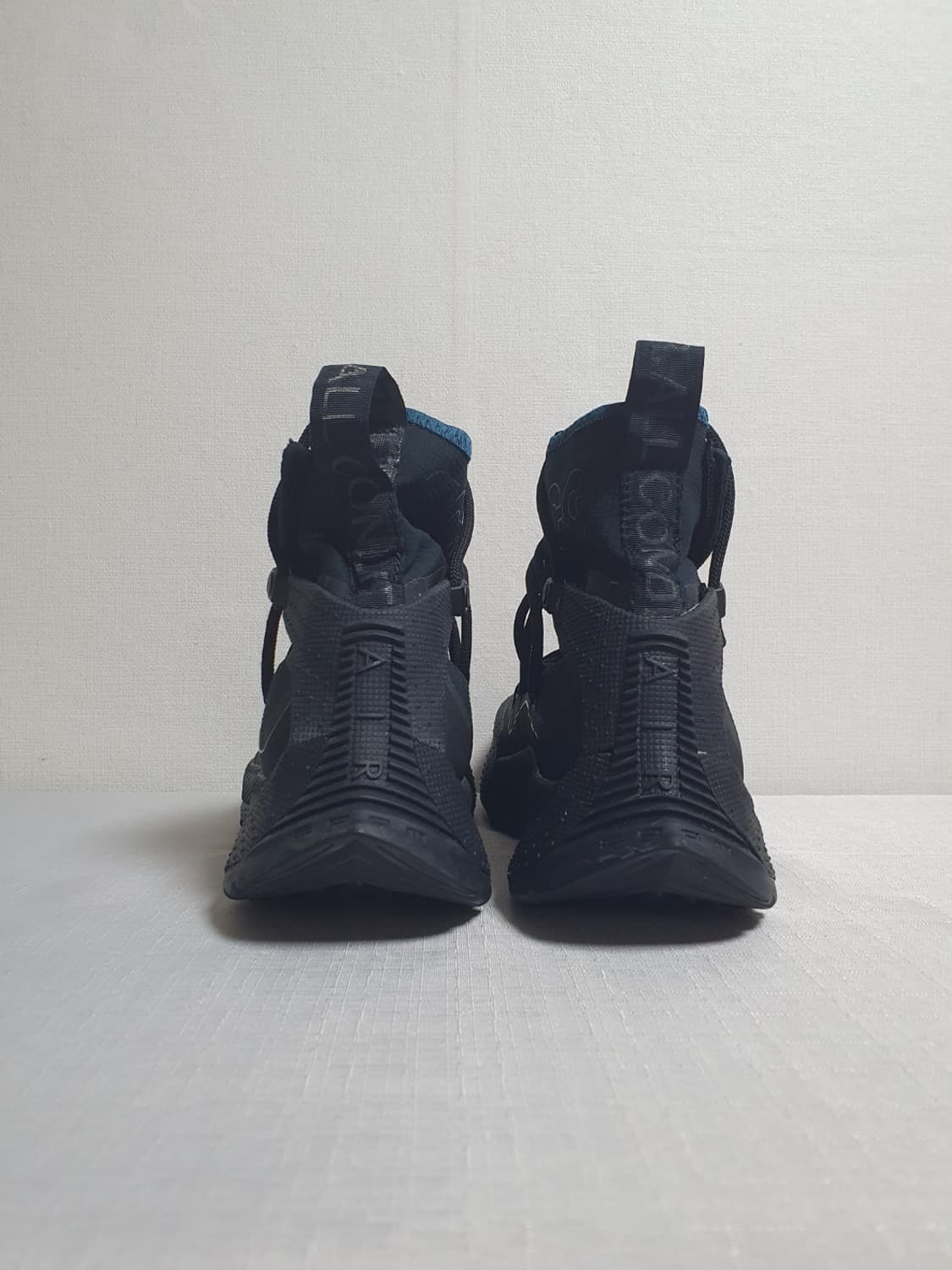 240mm 나이키 ACG 에어 테라 안타틱 고어텍스 안트라사이트 블랙 상품이미지6