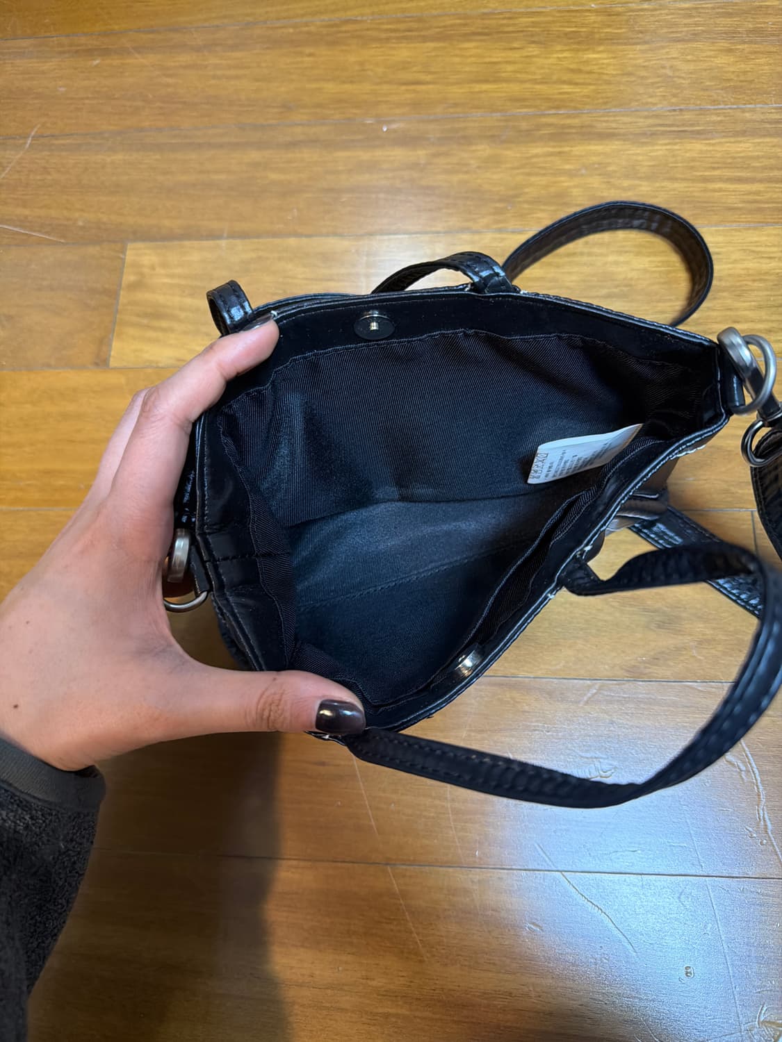 MINI COATING TOTE BAG IN BLACK 상품이미지3