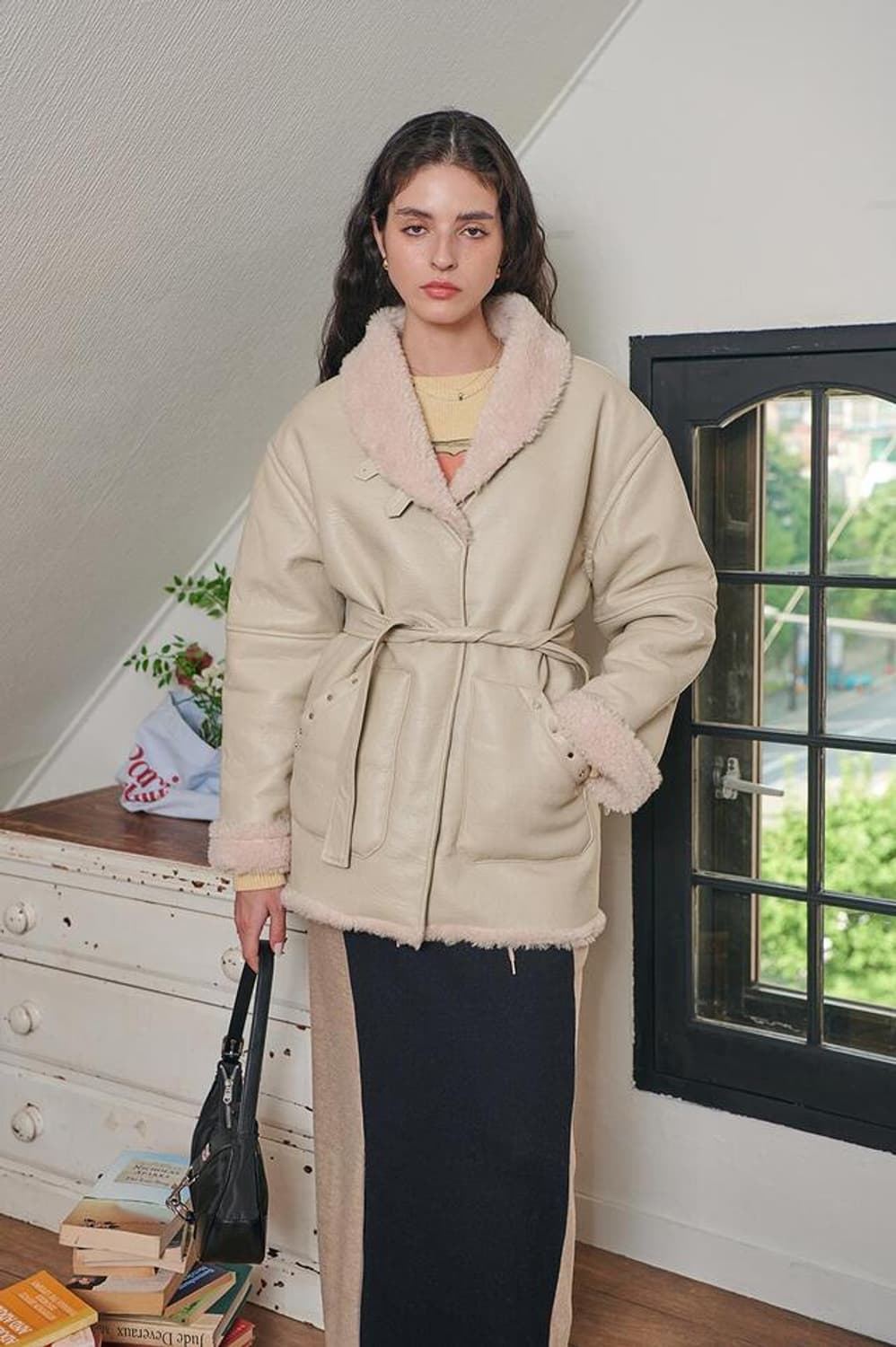 비터셀즈 무스탕 새상품 프리사이즈
택있음
 상품이미지4