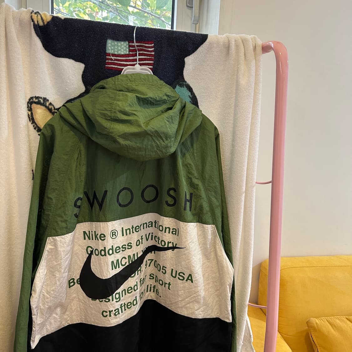 나이키 빅스우시 바람막이  상품이미지3