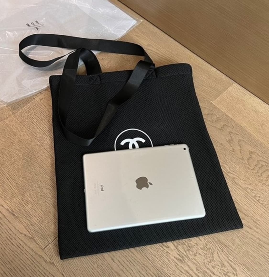 샤넬 뷰티 메쉬 에코백 상품이미지2