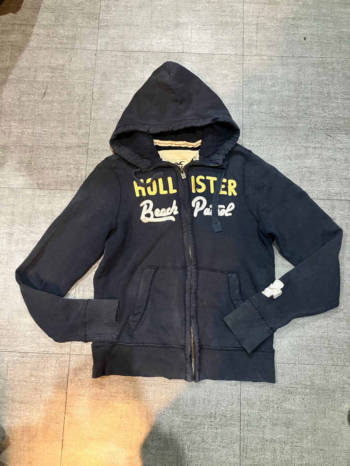 홀리스터 핀터깔y2k 올드스쿨아메카지 시그니처로고 후드집업 상품이미지1