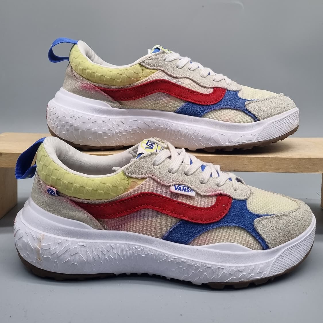 반스 울트라레인지 네오 여성운동화230 상품이미지1