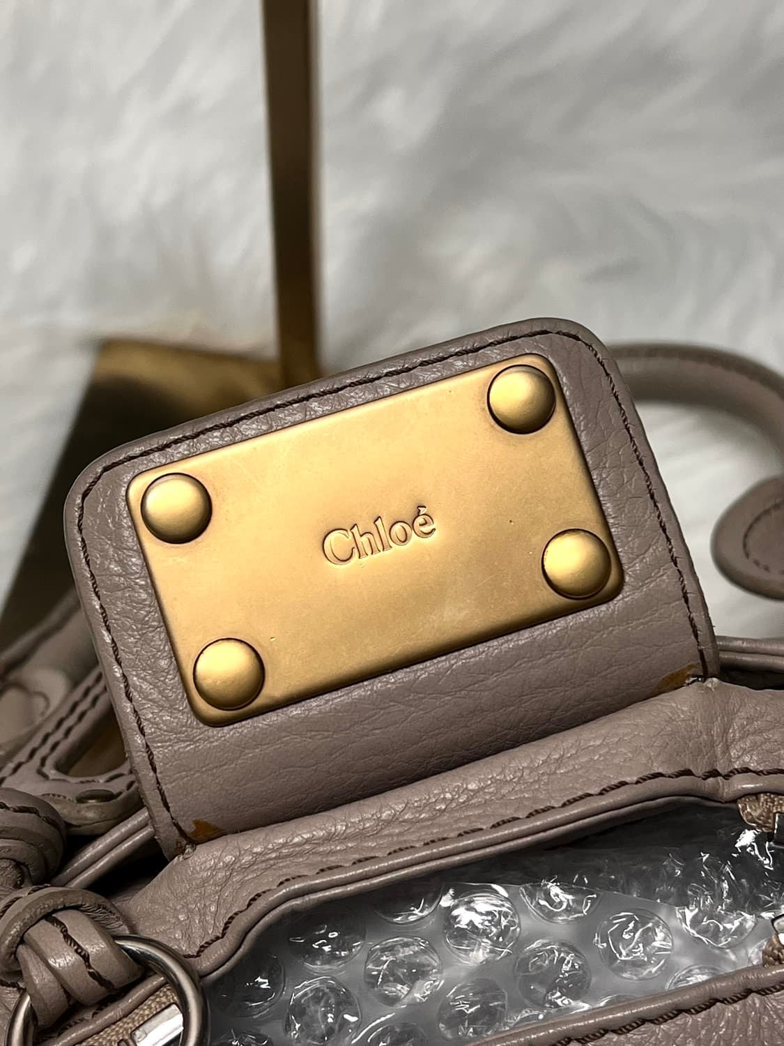 Chloe 끌로에 패딩턴 그레이 레더 아카이브 자물쇠 토트백 상품이미지8