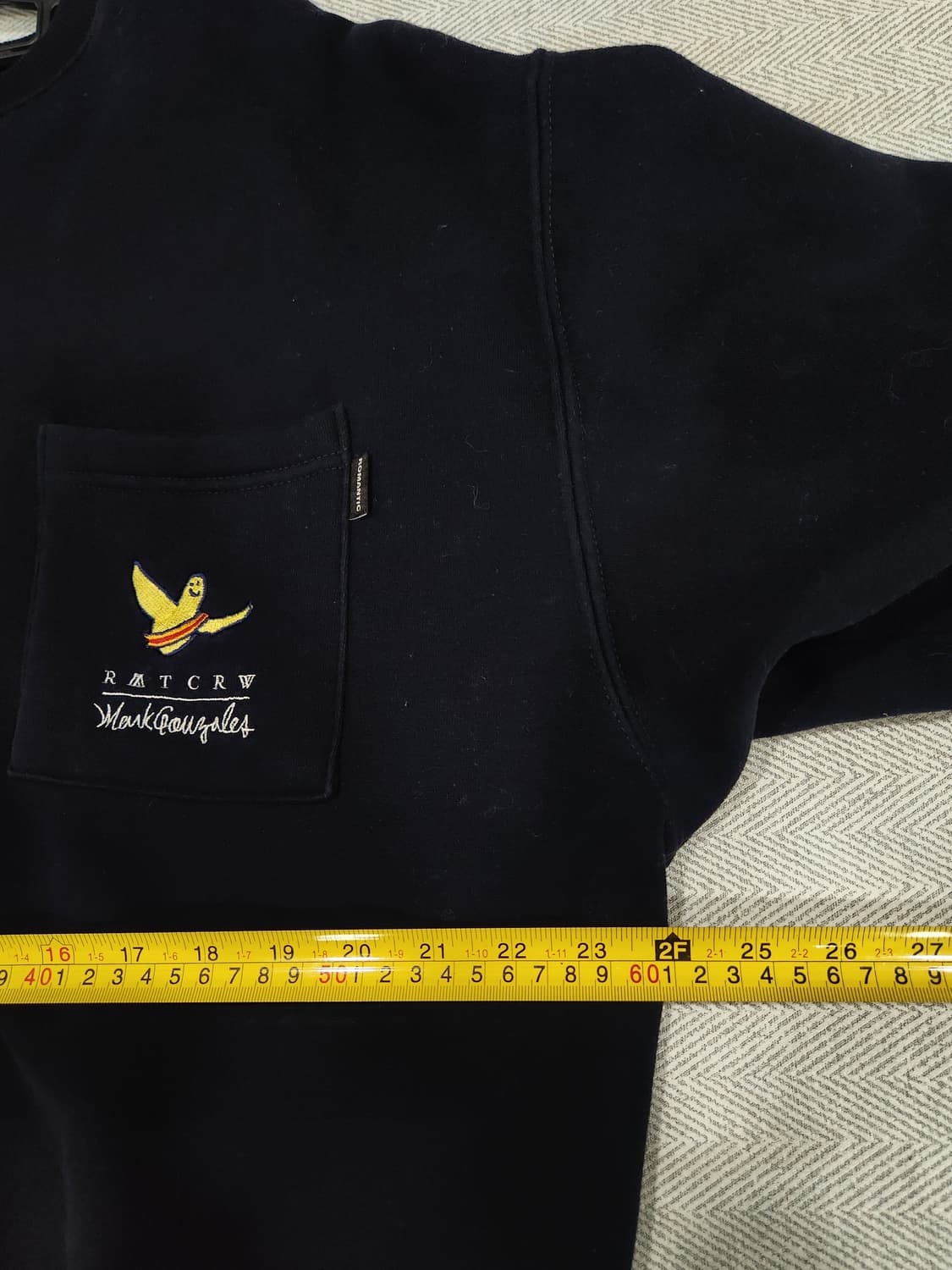 로맨틱크라운 마크곤잘레스 콜라보 맨투맨 L 상품이미지8