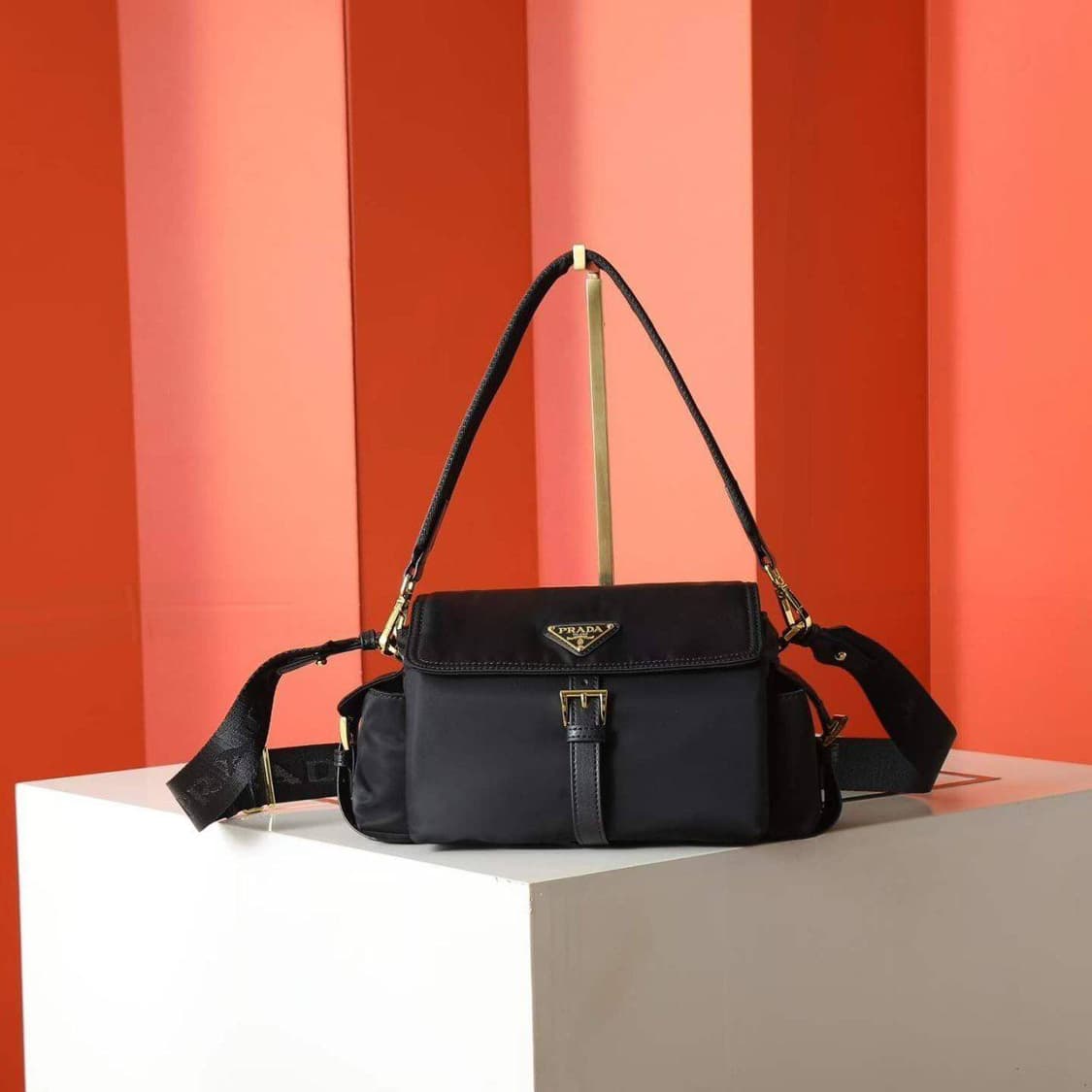프라다 익스플로어(Prada Explore) 숄더백
 상품이미지2