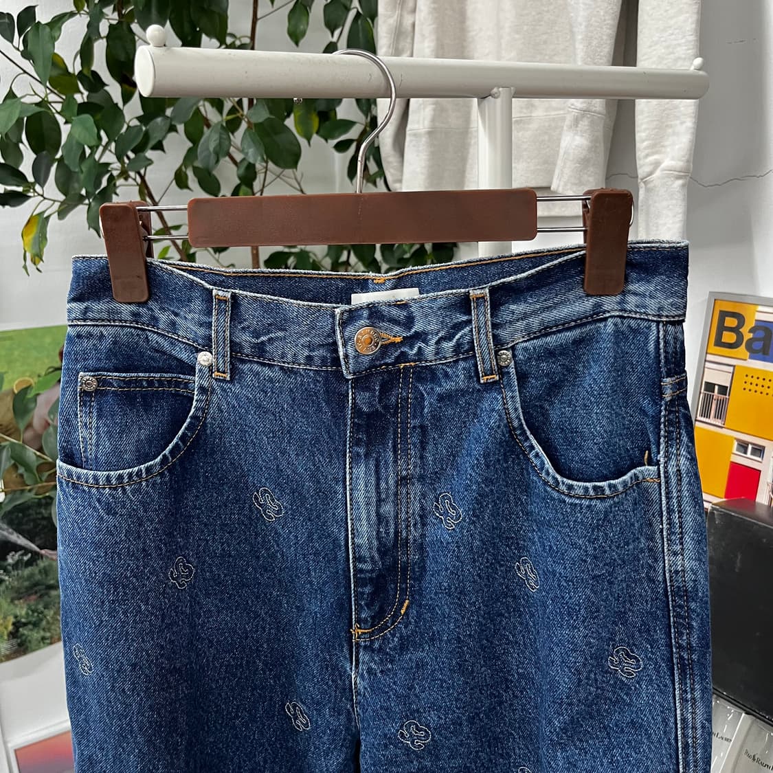 산드로 자수로고 데님팬츠 38 상품이미지2