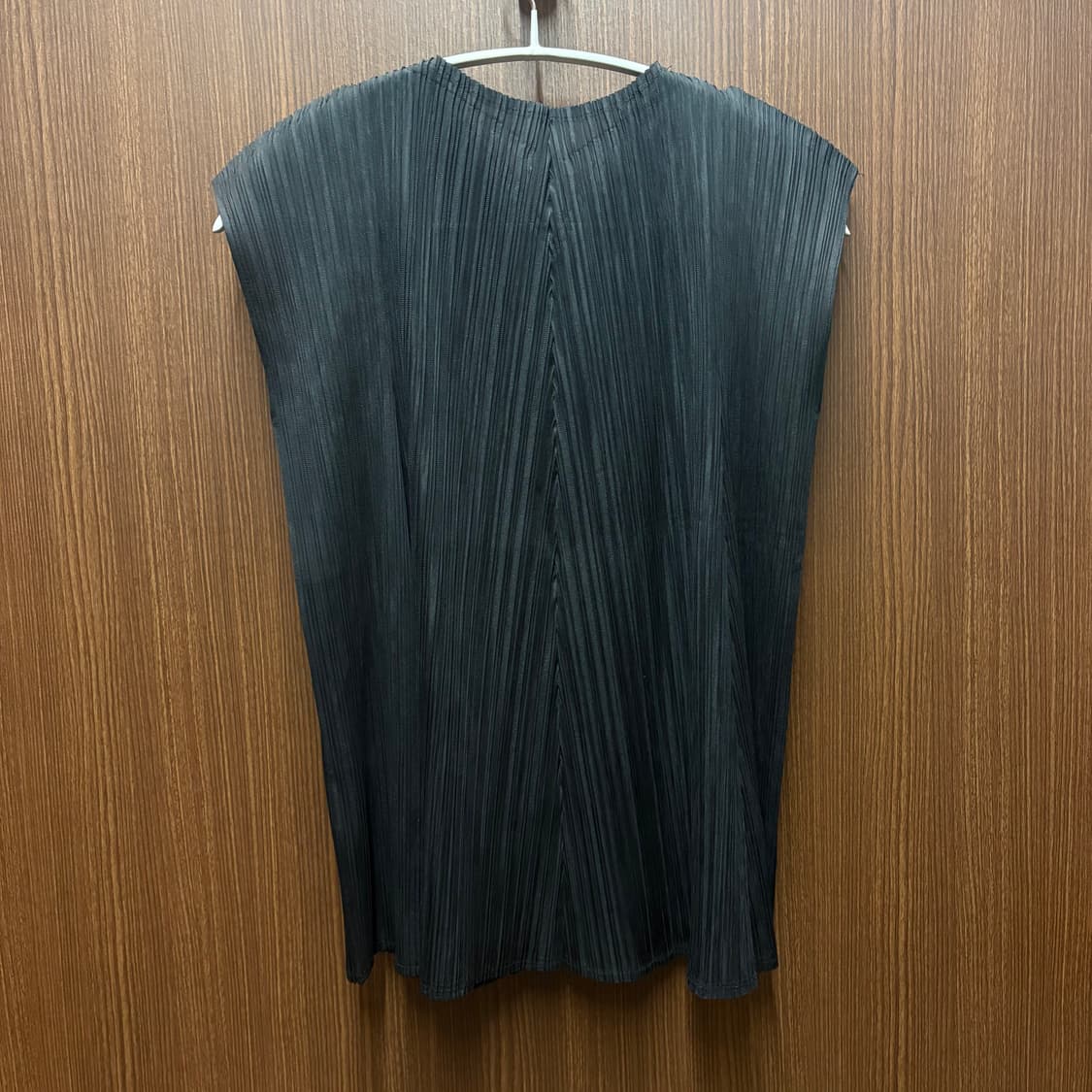 로맨틱플리츠 민소매 블라우스 상품이미지3