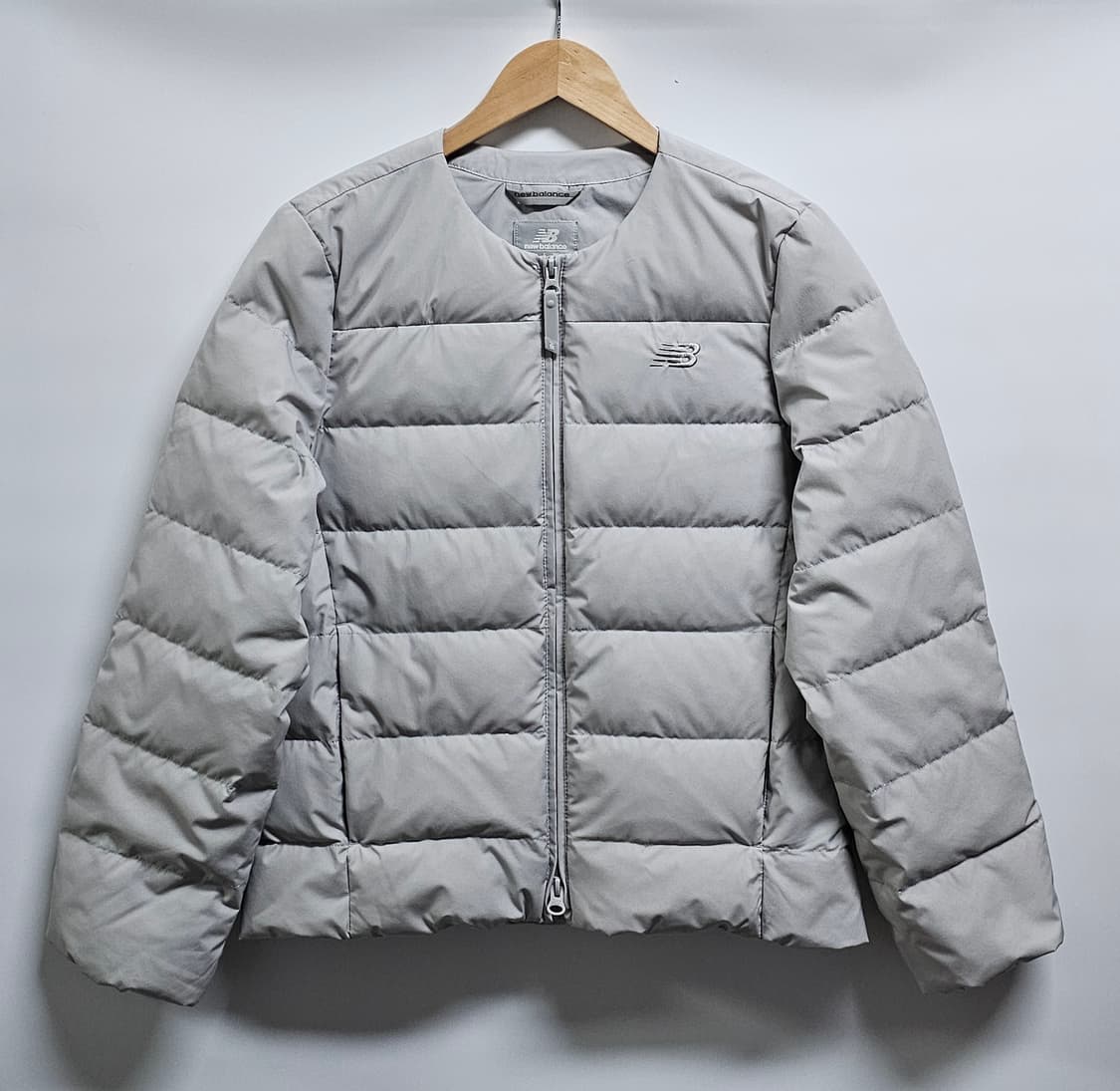 뉴발란스 여성 덕다운 경량패딩 S 25년신상 상품이미지1