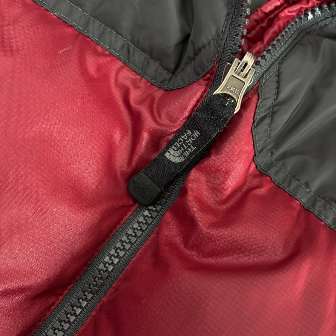 North Face 노스페이스 90‘s 레드 블랙 700 푸퍼 패딩 상품이미지8