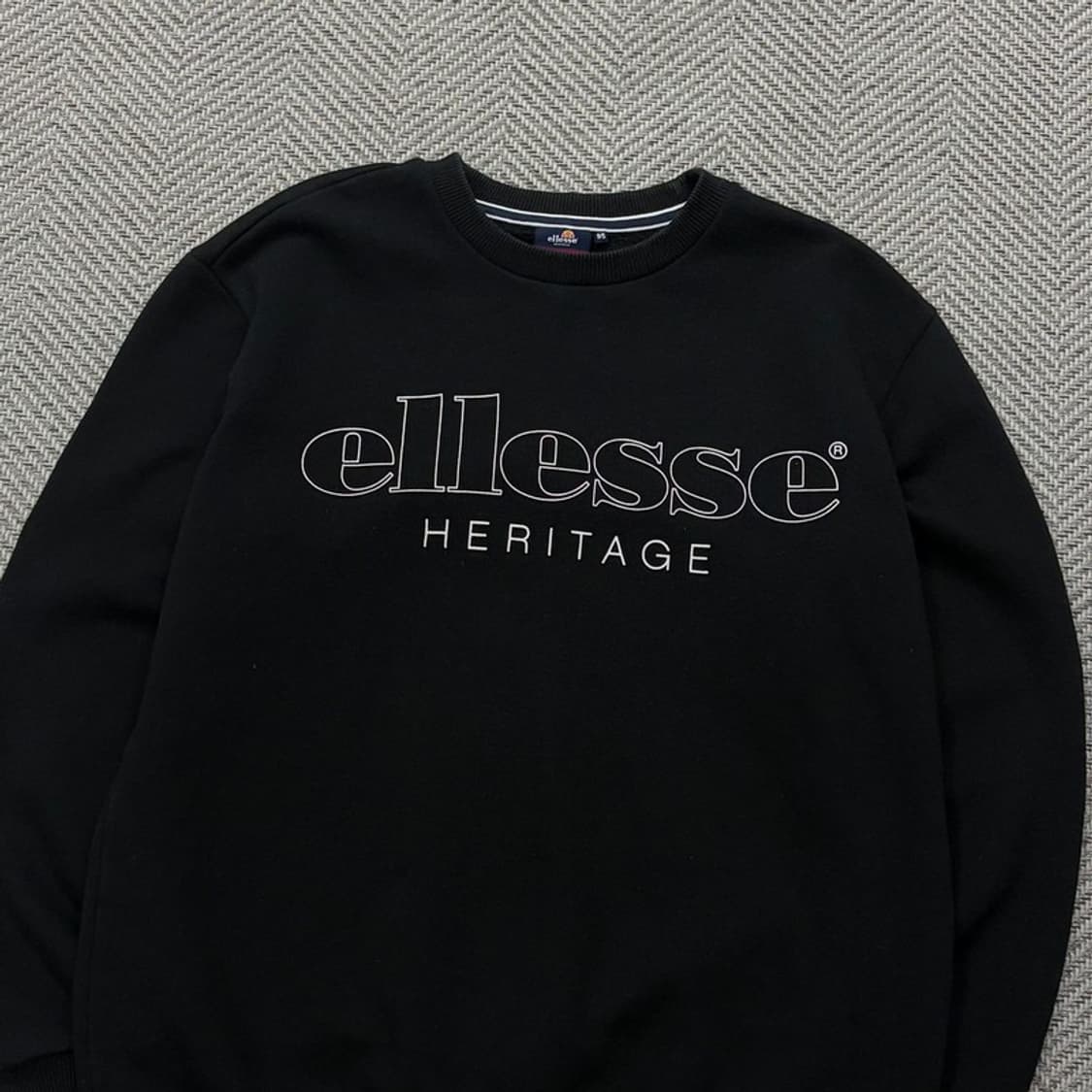 엘레쎄 베이직 로고 맨투맨 v2508 상품이미지3