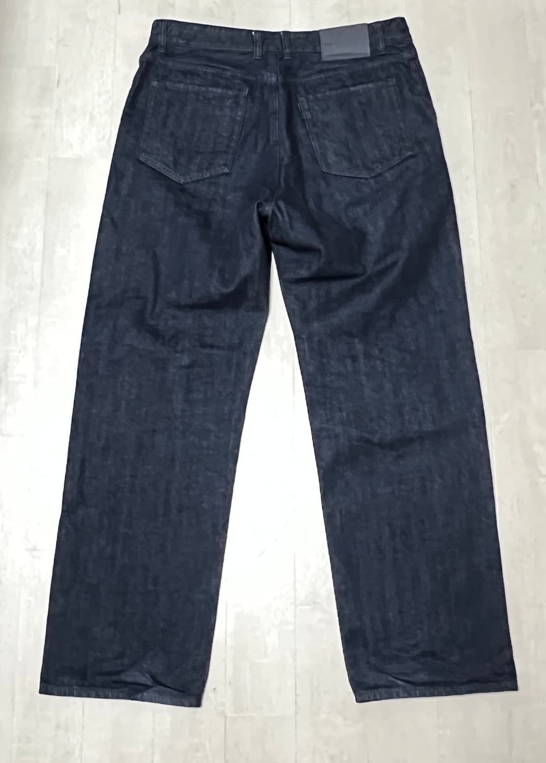 One Washed Straight Fit Denim 상품이미지2