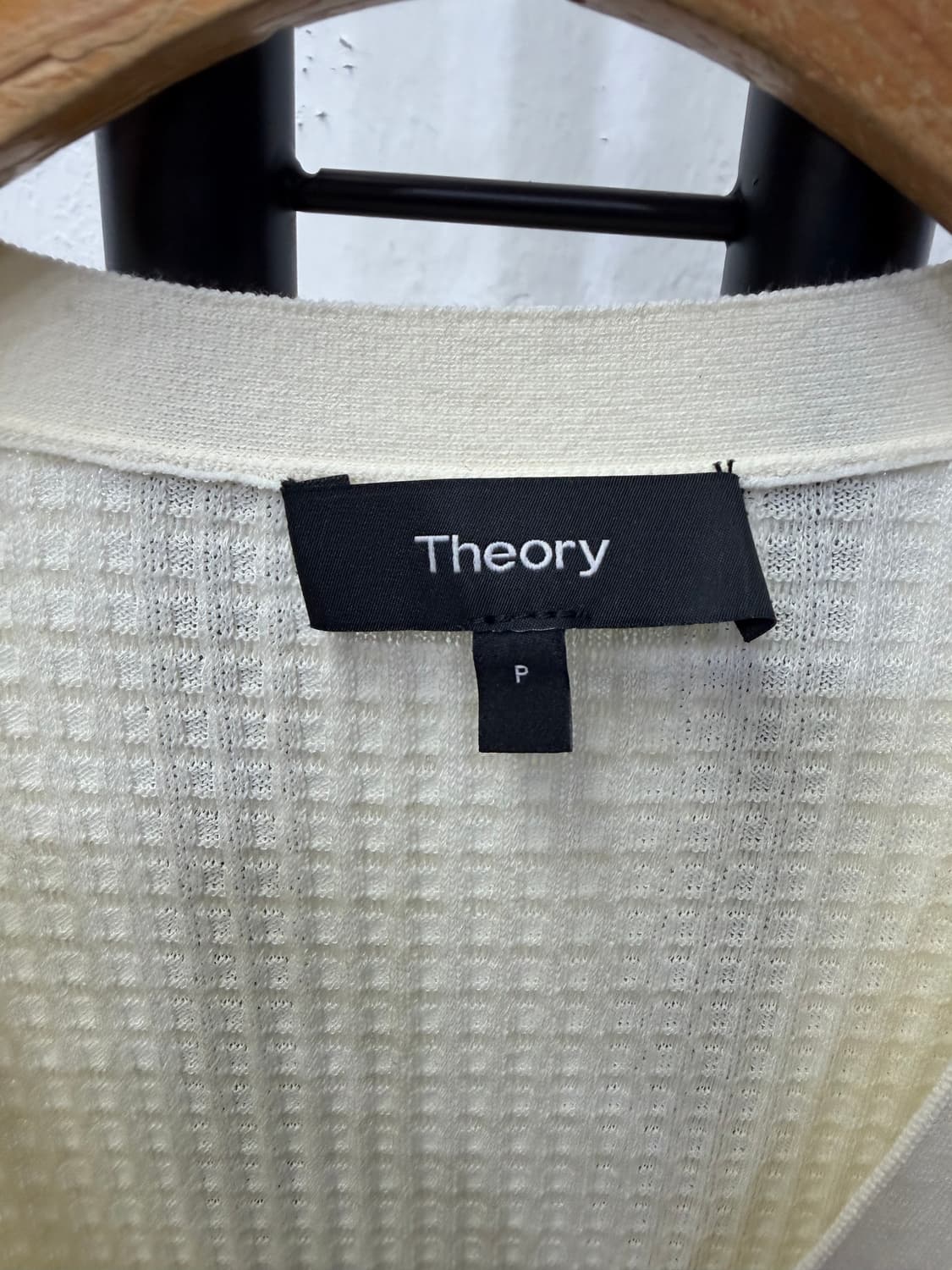 정품) Theory 띠어리 22ss 아이보리 와플 가디건 P 상품이미지6