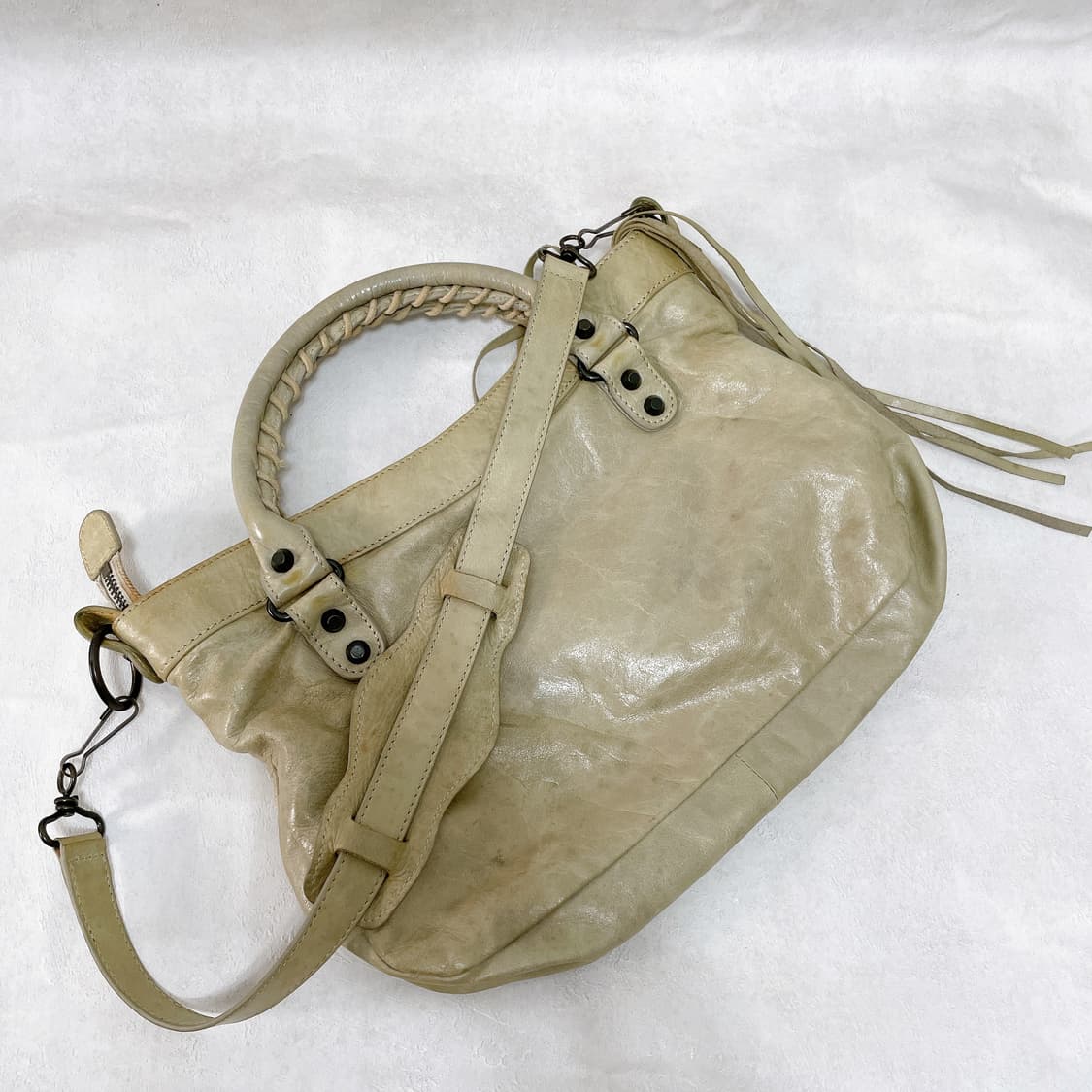 발렌시아가 모터백 퍼스트 상품이미지3