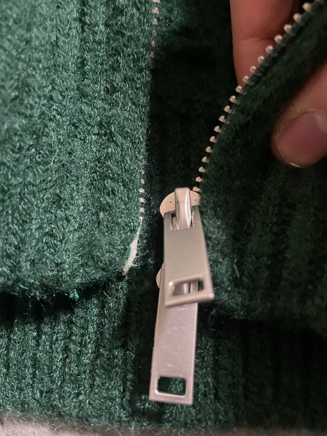 초록색 니트집업 상품이미지4