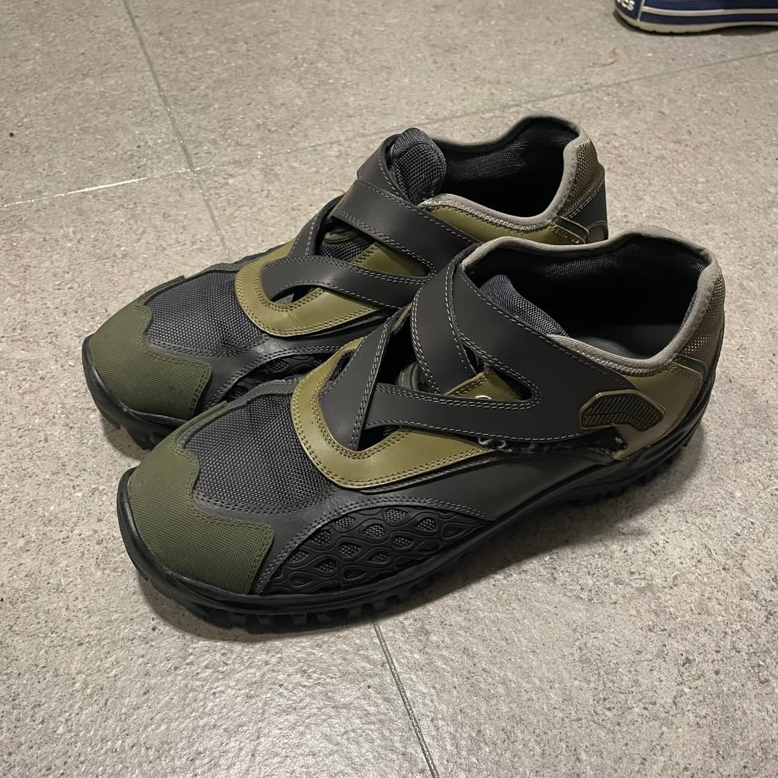 키코 코스타디노브 하크만 슈즈 상품이미지2